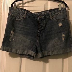 Gap denim boyfriend shorts